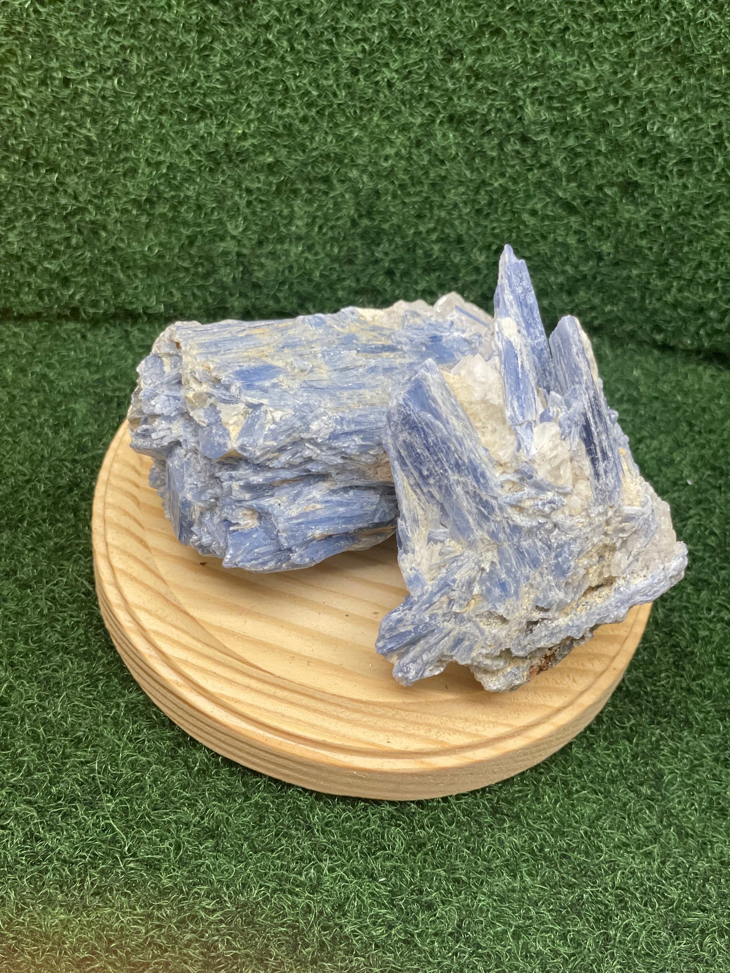 Kyanite